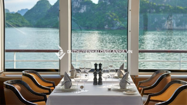 Các trang thiết bị kỹ thuật trên du thuyền nhà hàng Paradise Delight cruise