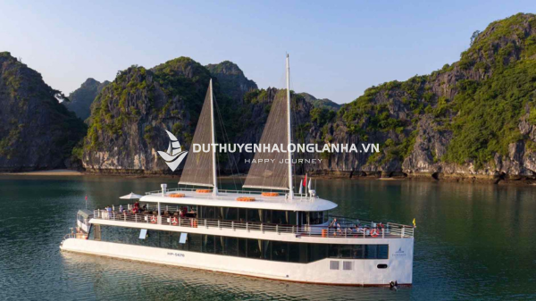 Những trải nghiệm tuyệt vời khi ở trên du thuyền Jade Sails 